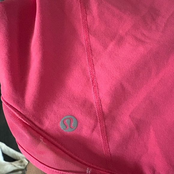 Lululemon Hotty Hot low rise shorts size 8 - Picture 5 of 7
